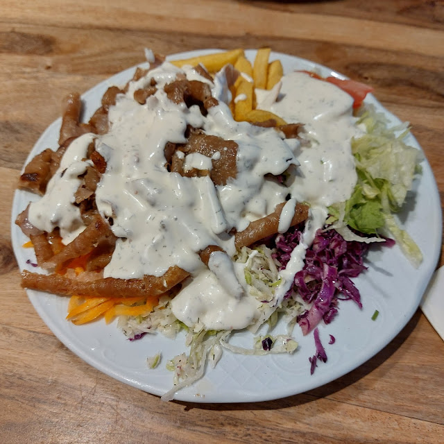 Dönerteller Mit Pommes Frites
