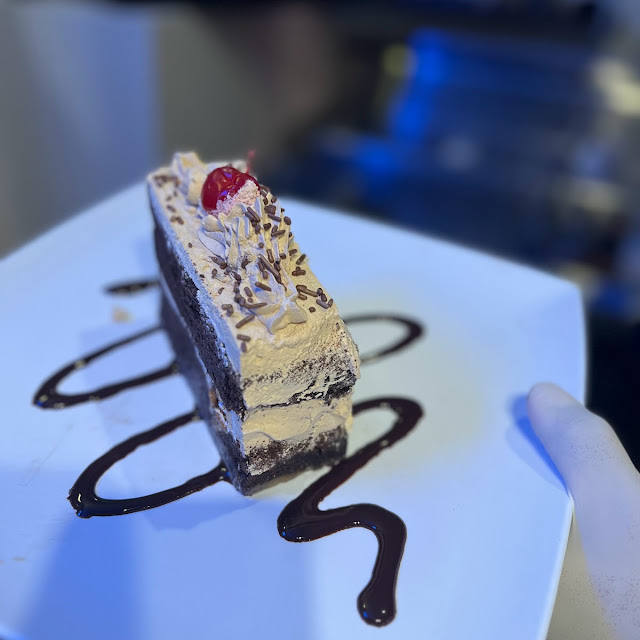 Mocha Cake