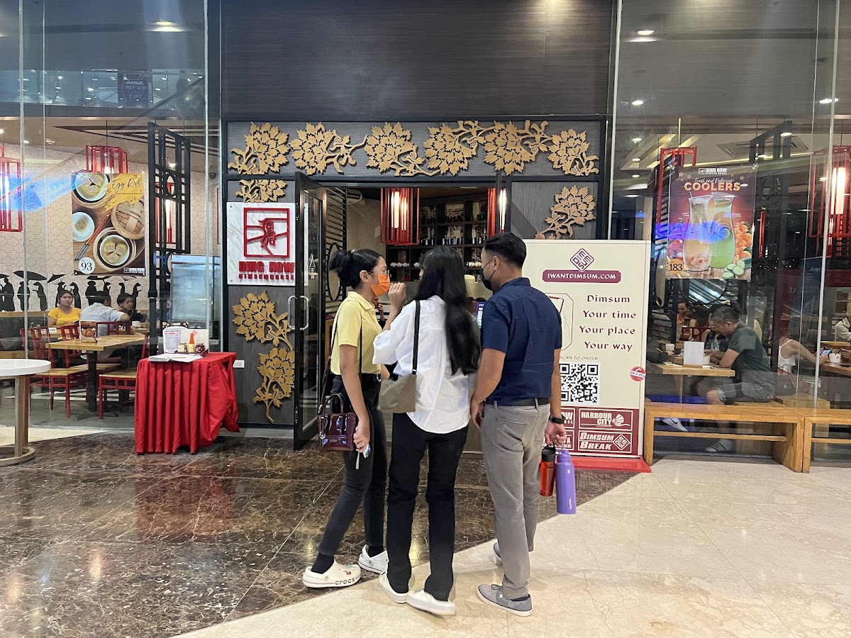 Ding How - Robinsons Galleria