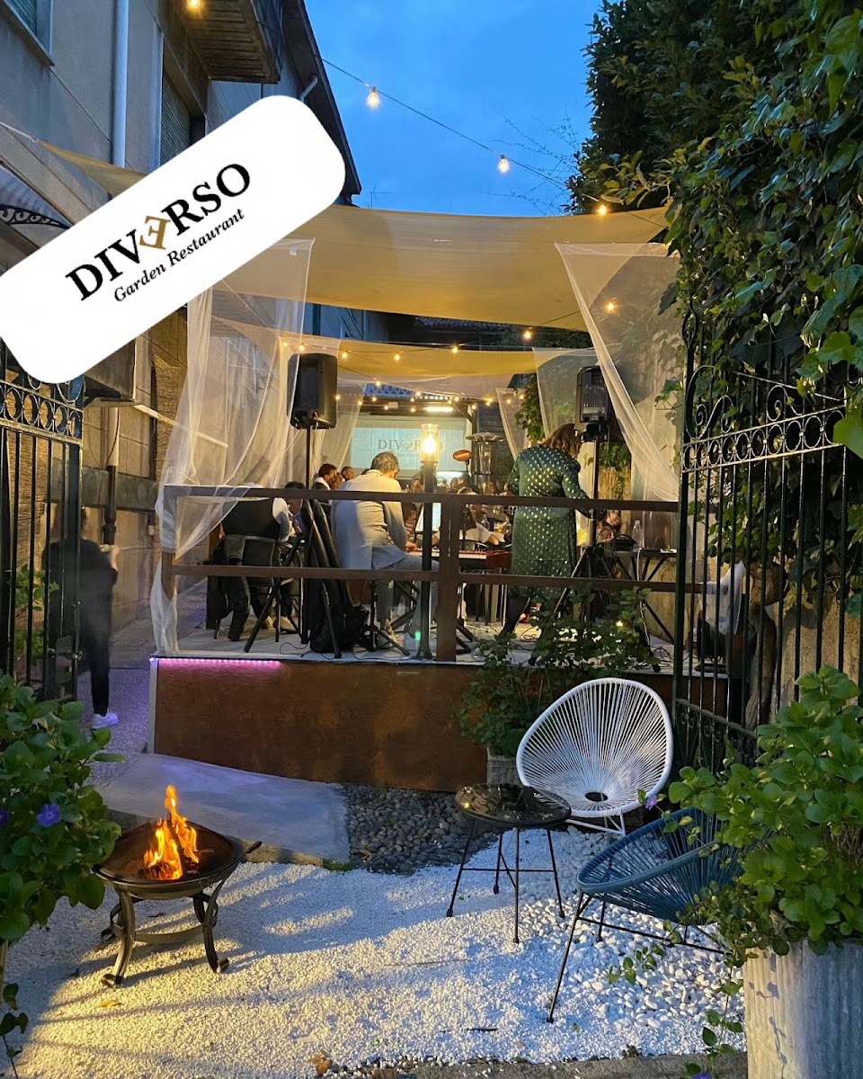 DIVERSO House Restaurant