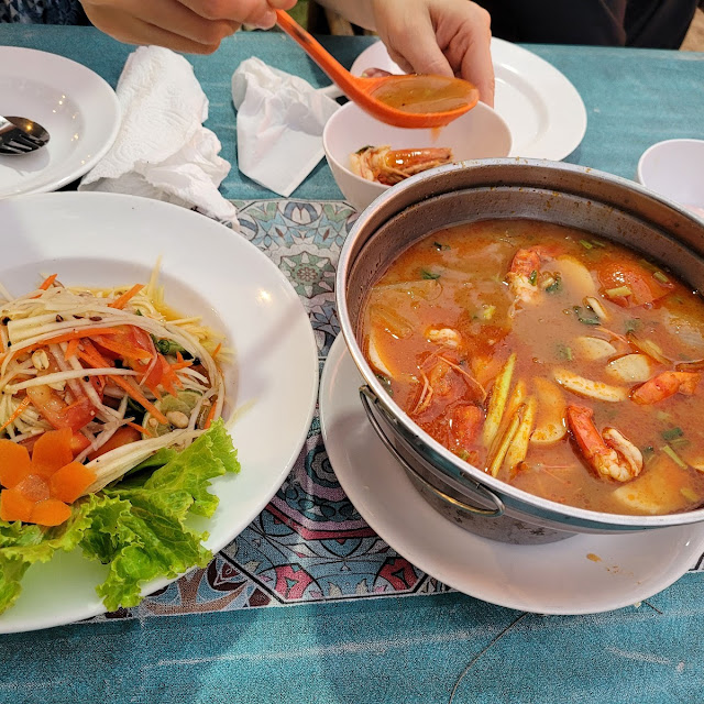 쏨땀과 똠얌꿍