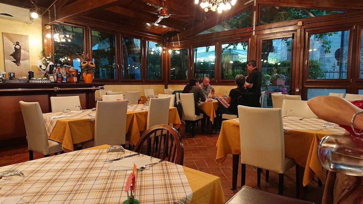 Restaurant Vin ' Canta
