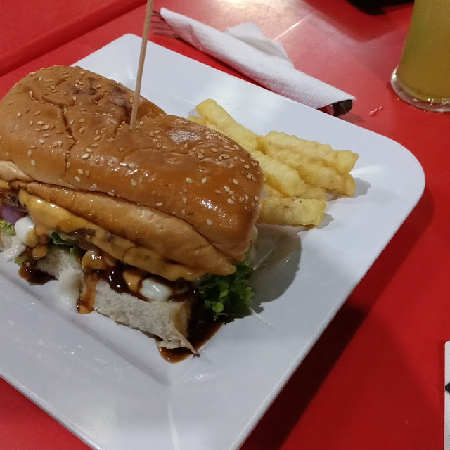 Oblong Chicken Beef