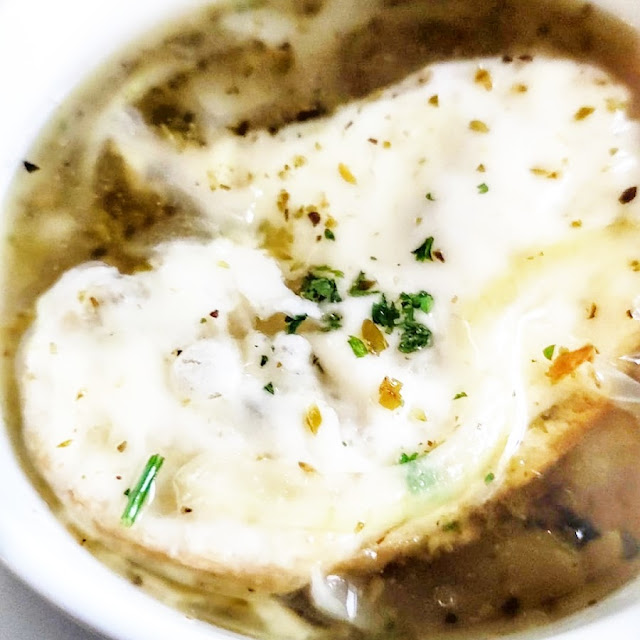 Zwiebelsuppe