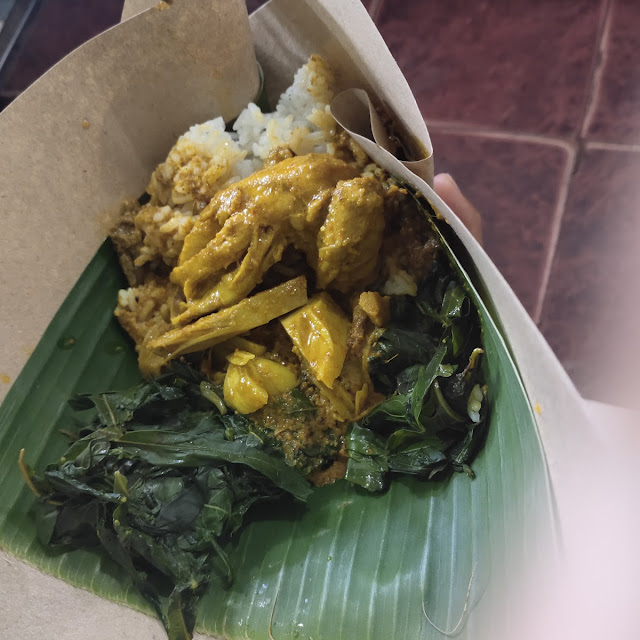 Nasi Ayam Gulai