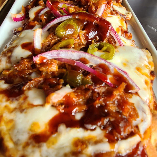 The Oink Flatbread Pizza
