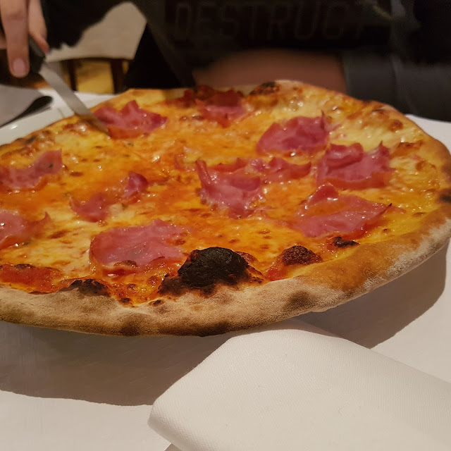 Pizza Prosciutto E Funghi
