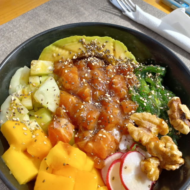 Spicy Tuna Poke Bowl