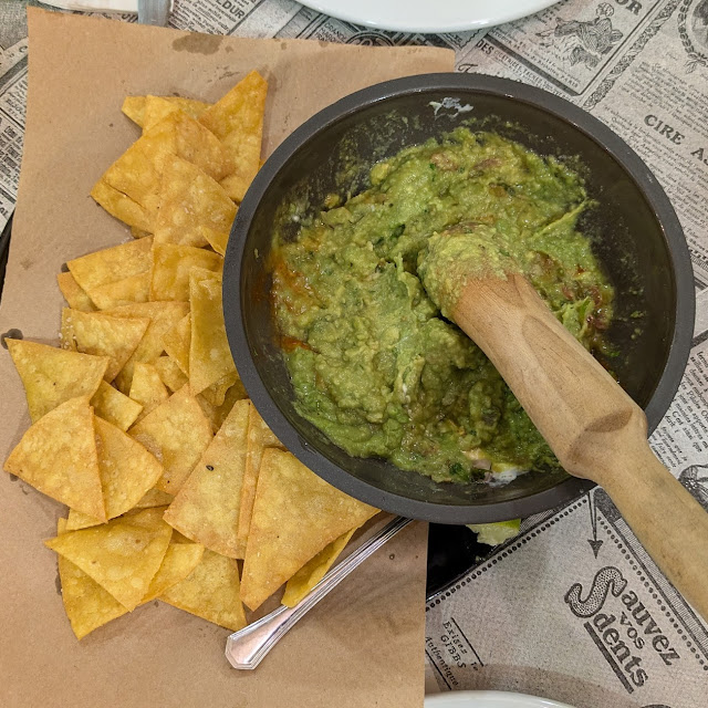 Guacamole Fresco Con Nachos Caseros