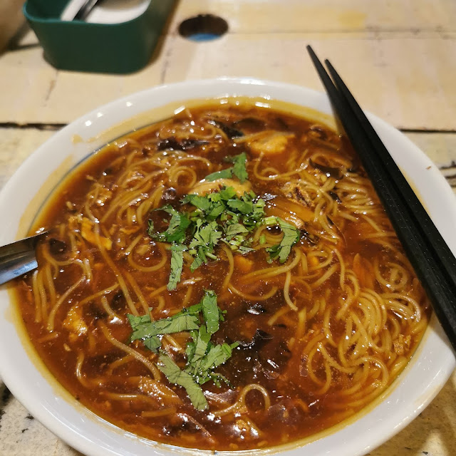 蚵仔面线