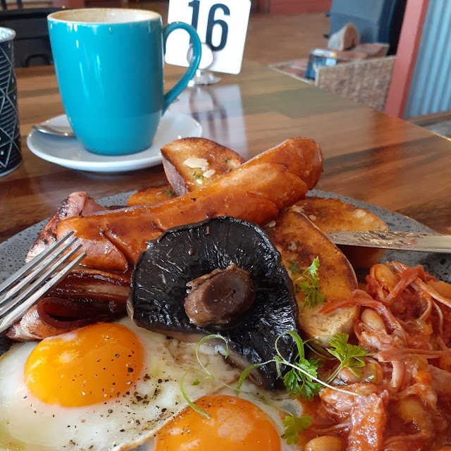 Flinders Big Breakfast