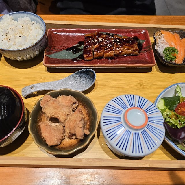 Single Set Meal Teriyaki Salmon Don Miso Soup
