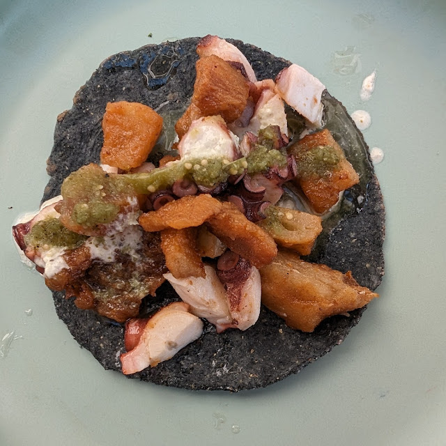 Taco de Pulpo Y Chicharrón