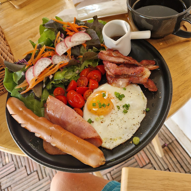 Breakfast