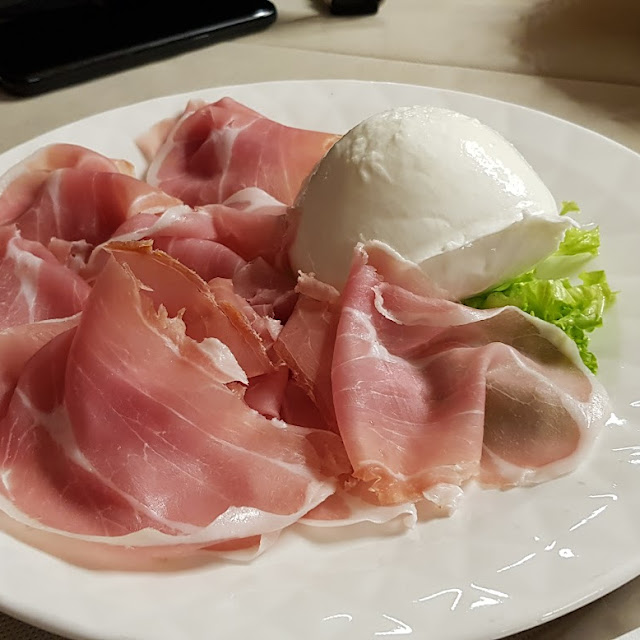Piadina Crudo