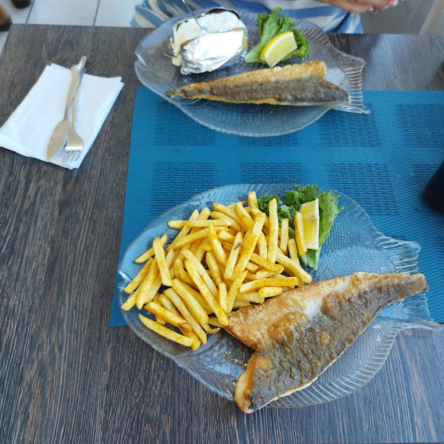 Seehecht Mit Pommes
