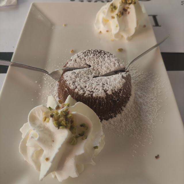 Tortino Con Fondente Al Cioccolato Bianco