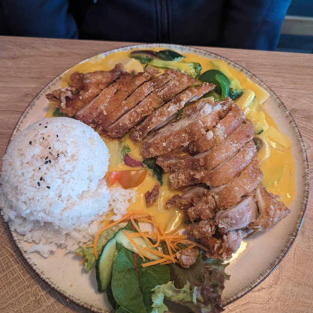 Gebackene Ente Mit Mango Curry Sauce