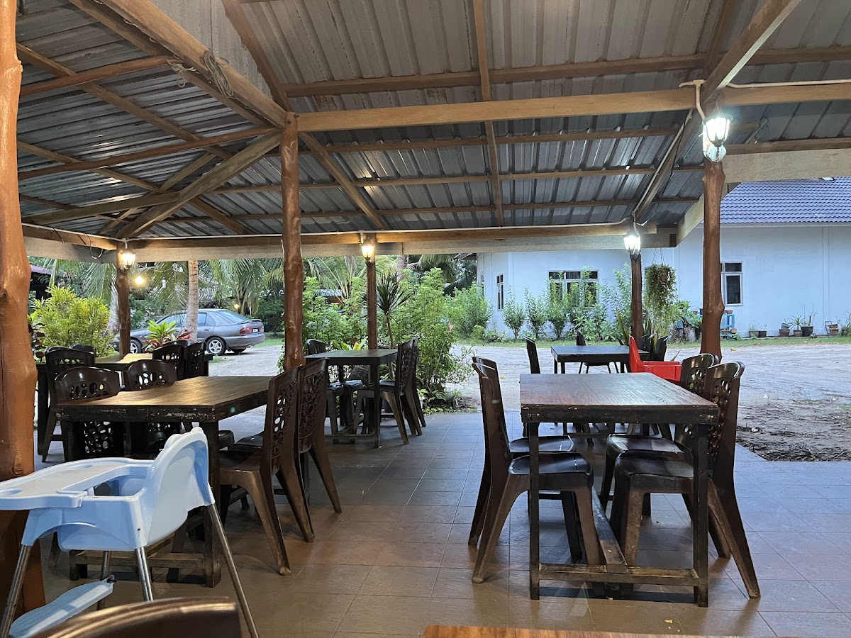 Warung Jalak Lenteng Langkawi