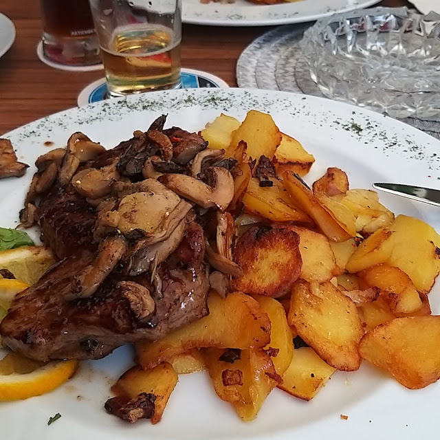 Rumpsteak Mit Bratkartoffeln