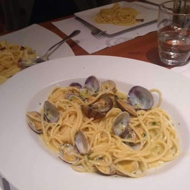 Spaghettoni with Clams