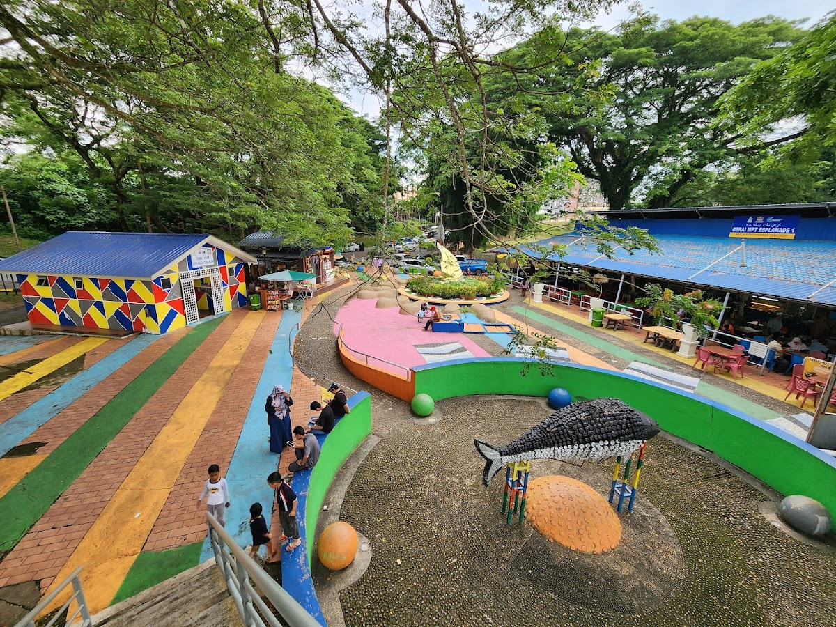 Medan Selera Dataran Patin