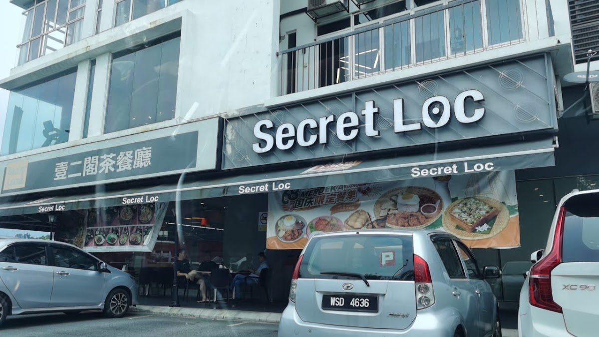 Secret Loc Cafe
