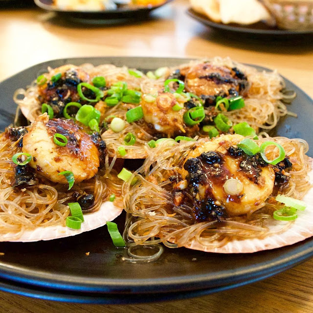 Scallops with Ginger & Shallots