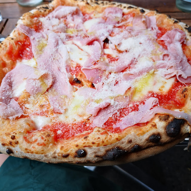 Pizza Margherita