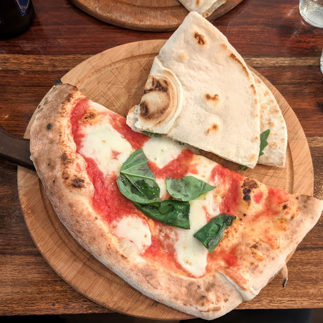 Pizza Margherita & Piadina