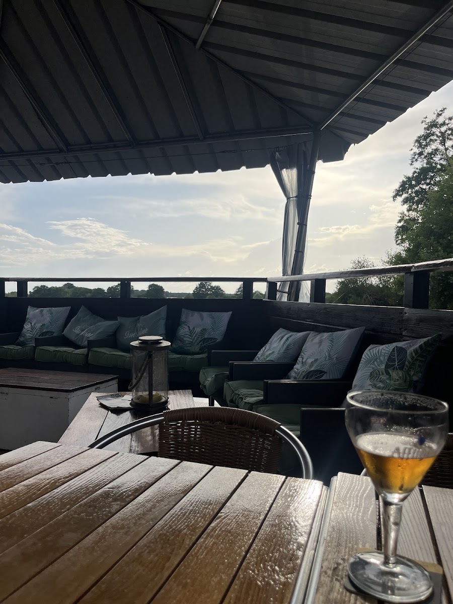 Terrasse de l'étang
