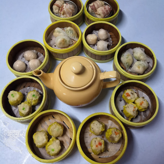 Steamed Shark Fin Dumpling 鱼翅卖