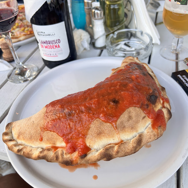 Pizza Calzone