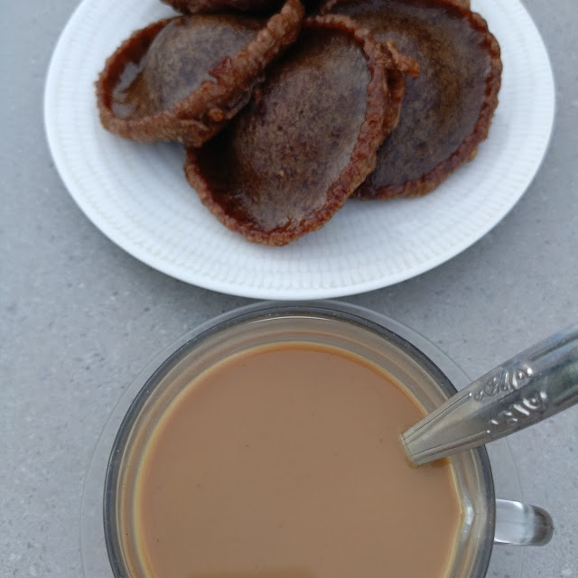 Kue Cucur Kopi Susu