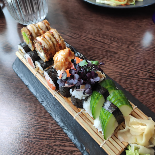 Sushi Mittagsmenü