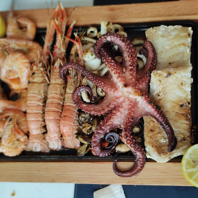 Tábua de Frutos do Mar