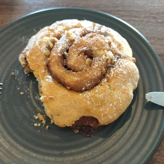 Cinnamon Roll