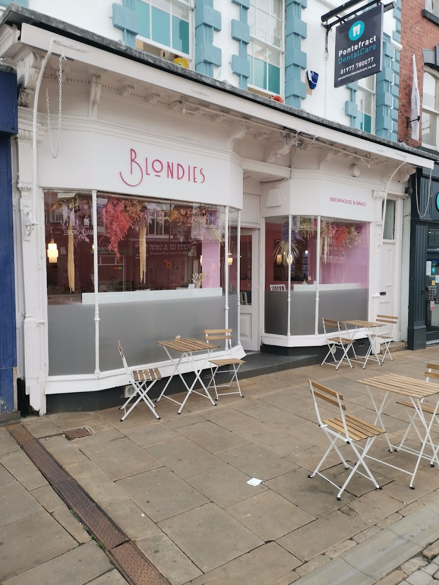 Blondies Brewhouse & Bakes