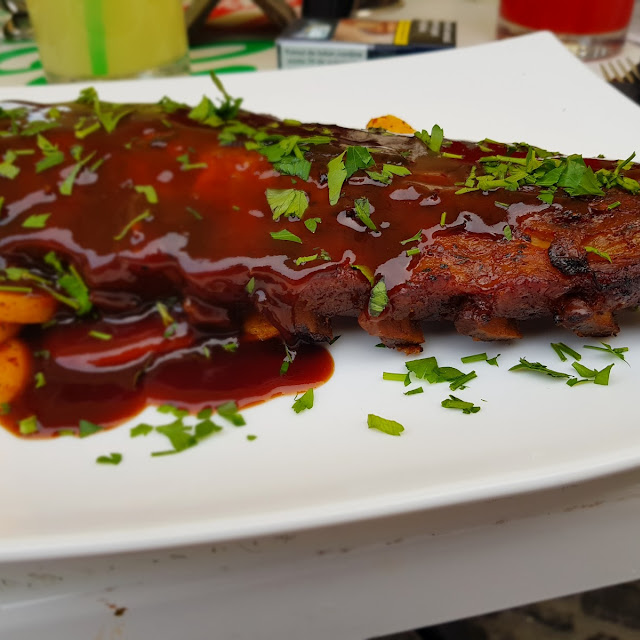 Coaste De Porc Cu Sos Dulce Afumat