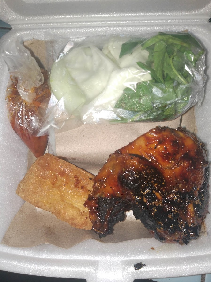 Warung Penyetan Rumahan Bu Rennie