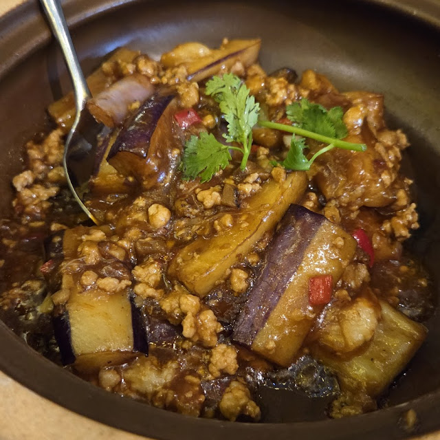 Braised Brinjal with Minced Meat & Salted Fish
