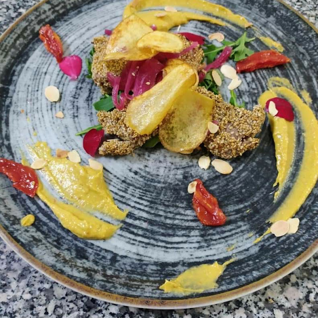 Tataki Di Tonno In Crosta Di Sesamo