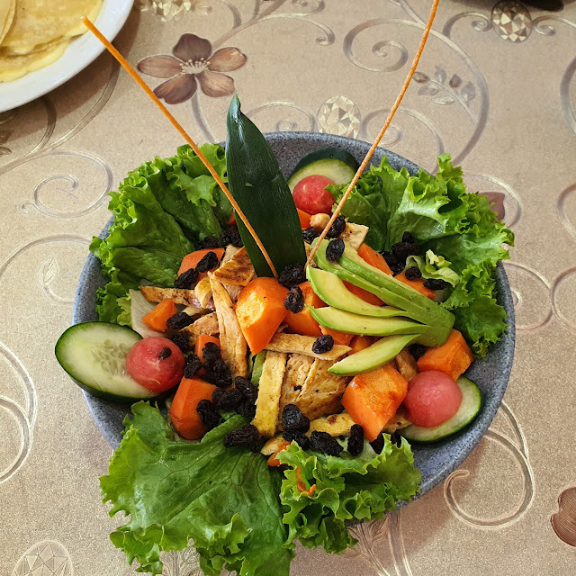 Ensalada Con Pollo