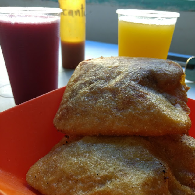 Arepa Con Huevo Butifarra Y Chorizo