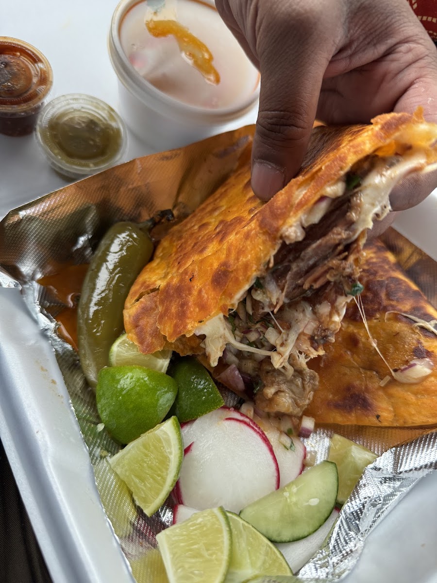 Street Tacos El Mezon (Taco Truck)
