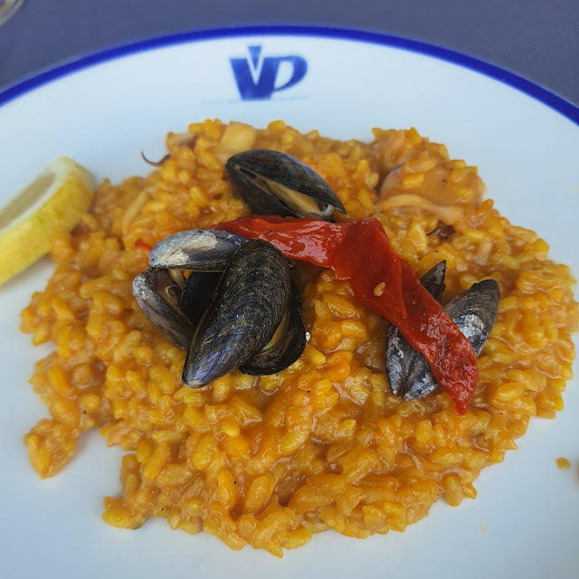 Paella Mixta