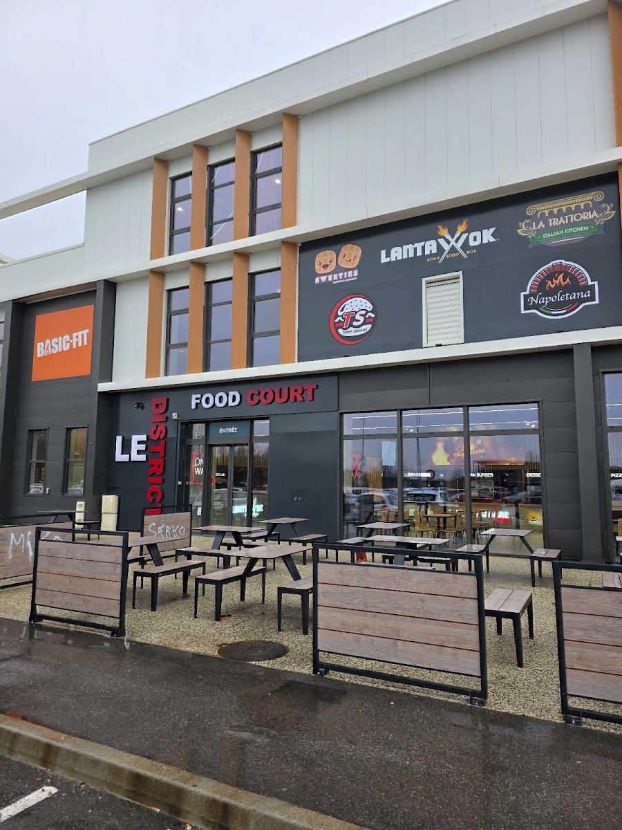 Le District : Food Court Oullins-Pierre-Bénite