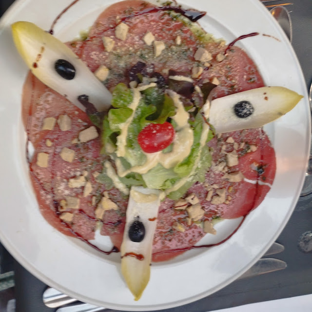 Capriccio de Bœuf Aux Des de Foie Gras