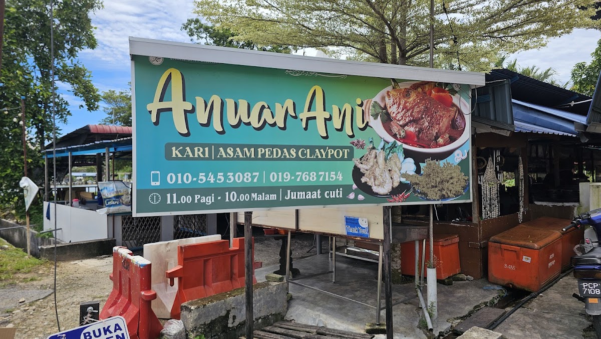 Claypot Curry (Anuar & Ani)