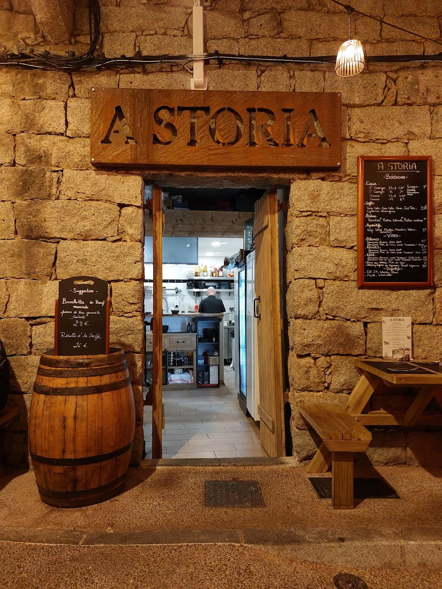 A STORIA